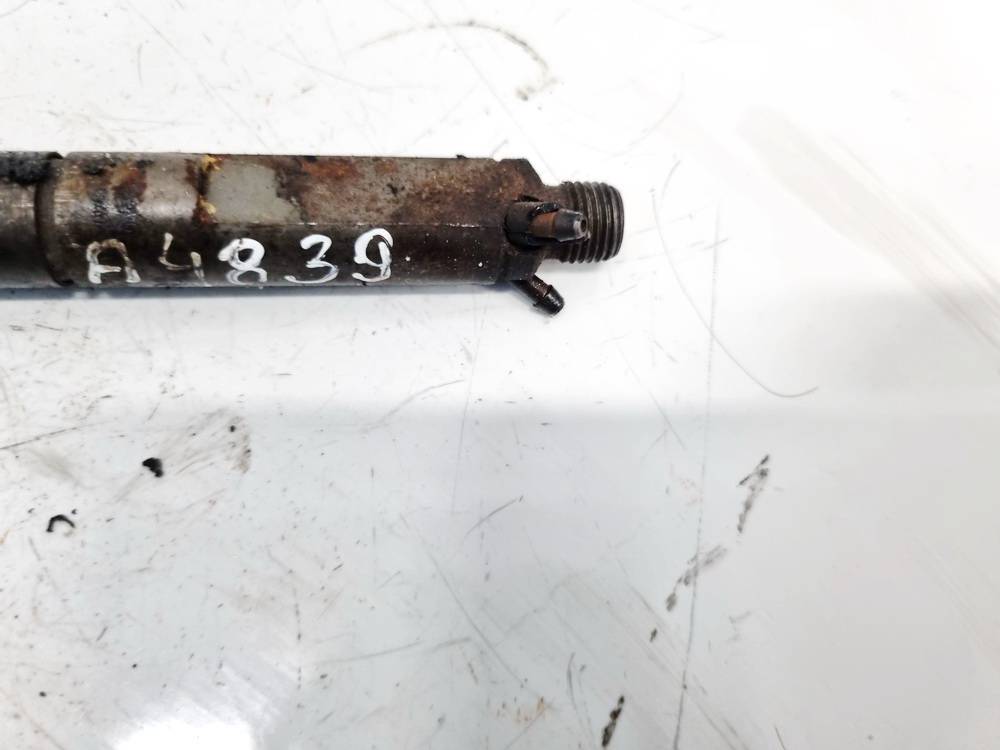 028130201G Audi A4 1995 Wtryskiwacz Paliwa - Thumbnail 3