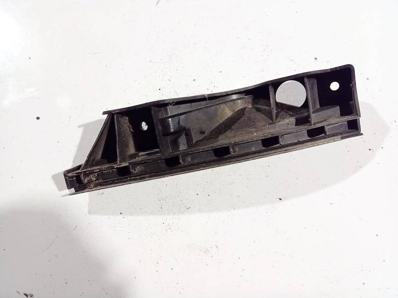 1T0807890A Volkswagen Touran 2003 Puskurin kiinnike - EDESSÄ OIKEALLA - Thumbnail 2