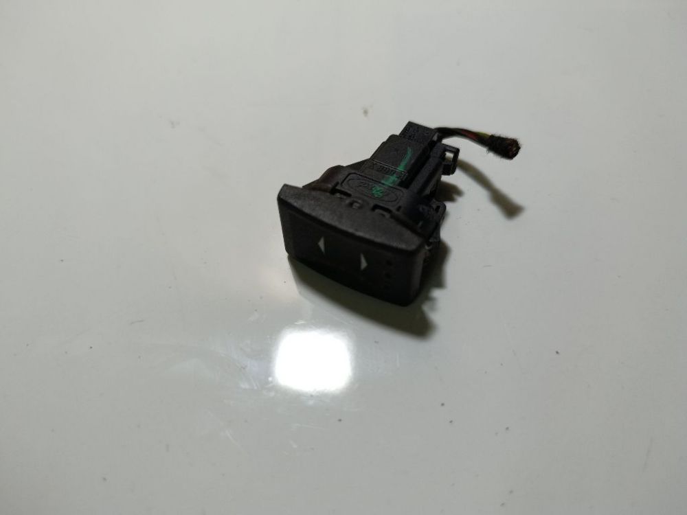 1S7T14529AB Volvo XC 70 2002 Power window control (Window Regulator-Window Switch)