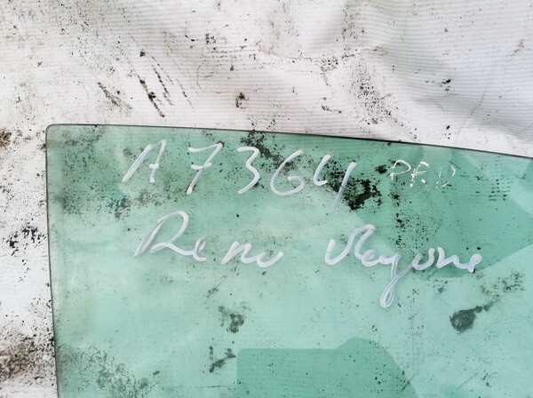 Renault Megane 2003 Durvju stikls - PRIEKŠA PA LABI - Thumbnail 2