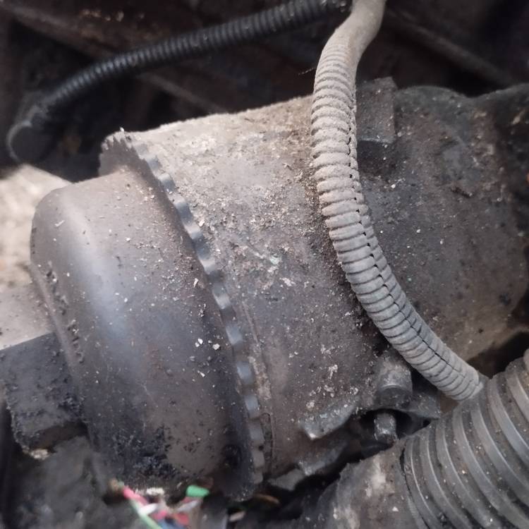 Opel Zafira 2007 Oil Filter Housing (oil filter cooler)