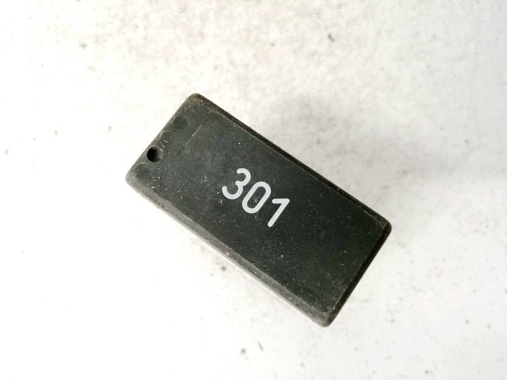 4A0919471 Seat Toledo 2000 Relay module - Thumbnail 3