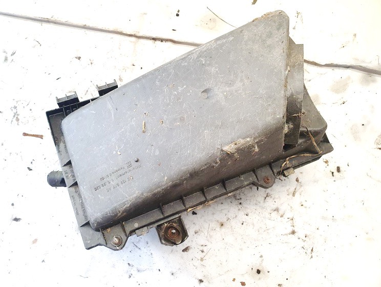 1J0129607AE Volkswagen Golf 1998 Air filter box