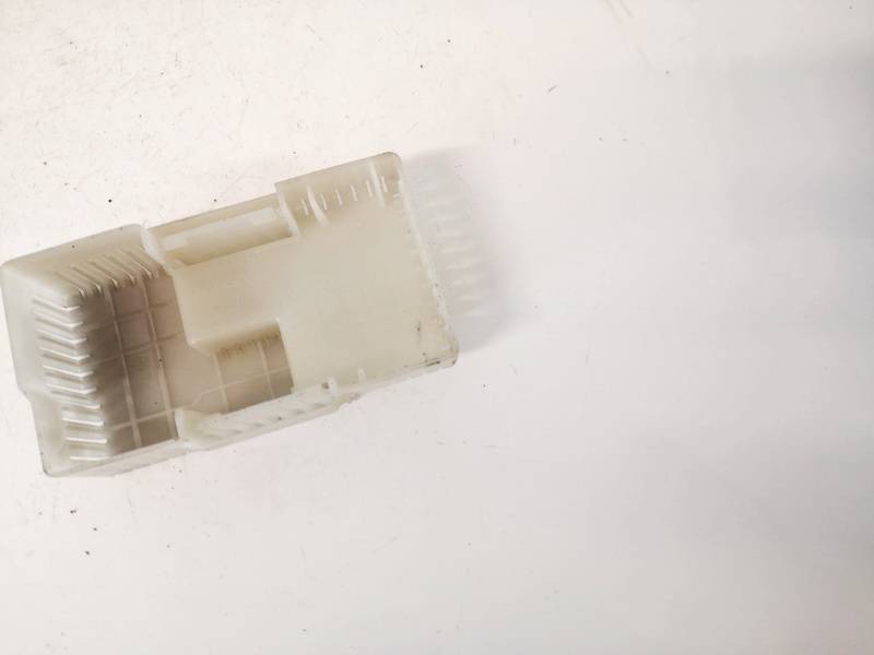 6G9T14C507BB Ford S-Max 2006 Fuse Box Cover - Thumbnail 3