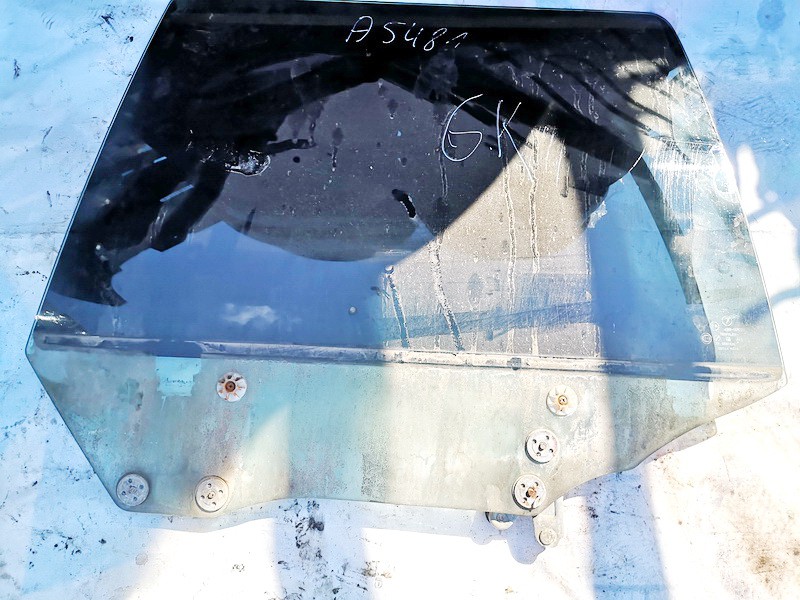 Subaru Forester 1999 Durvju stikls - AIZMUGURE PA KREISI