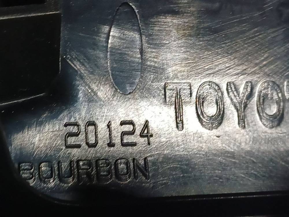 20124 Toyota Avensis 2010 Dash Vent (Air Vent Grille) - Thumbnail 2