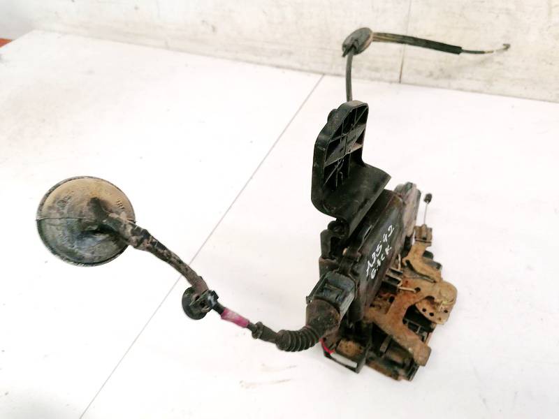 3B0837867 Volkswagen Passat 1997 Oven Lukko - TAKANA VASEMMALLA