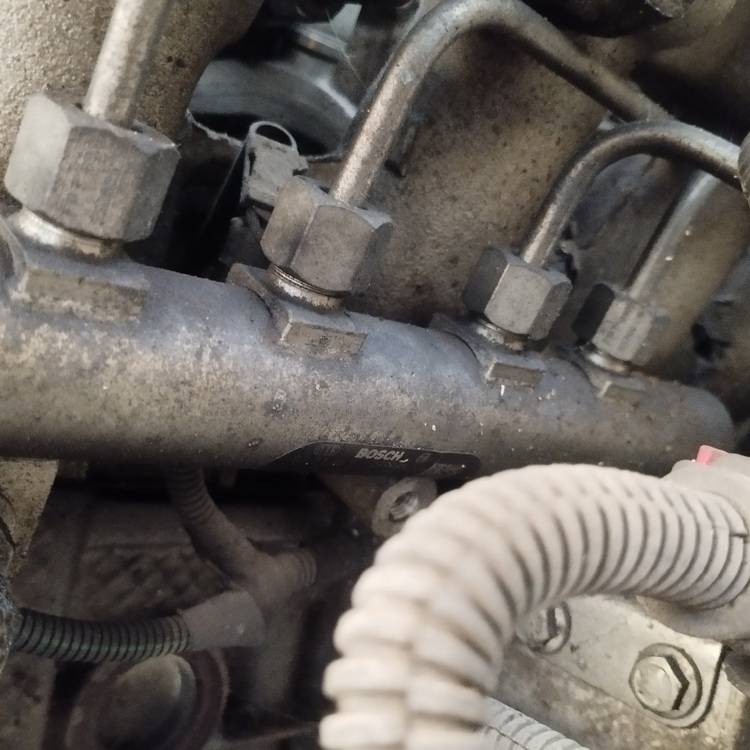 Opel Zafira 2007 Fuel injector rail (injectors)(Fuel distributor) - Thumbnail 3