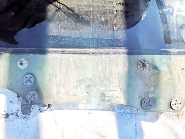 Subaru Forester 1999 Durvju stikls - AIZMUGURE PA LABI - Thumbnail 2