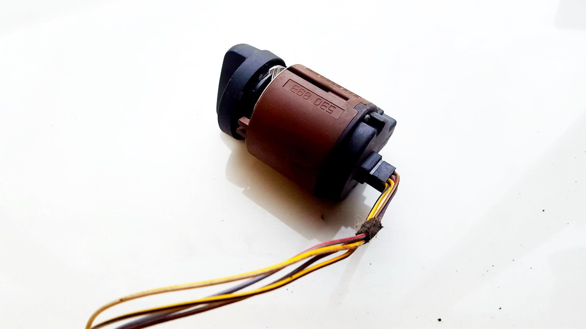 61318363684 BMW 5-Series 2000 Headlight adjuster switch (Foglight Fog Light Control Switches) - Thumbnail 2