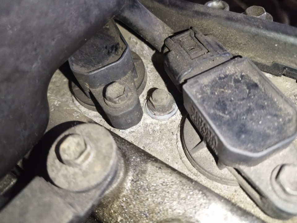 9008019021 Toyota Yaris 2002 Uzdegimo rite (babina)