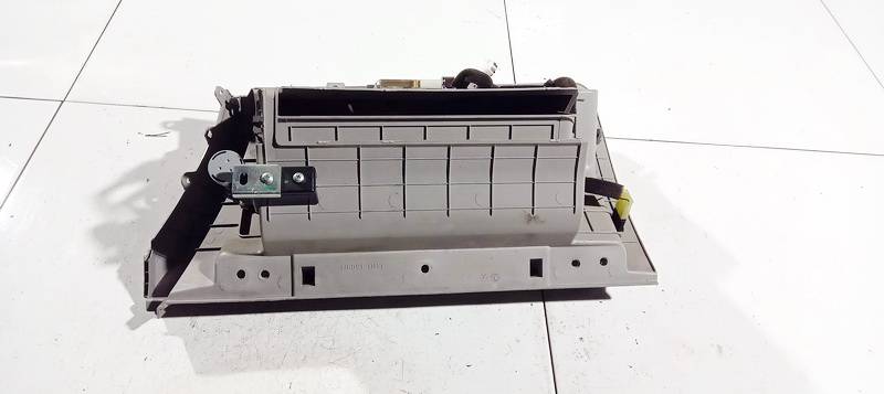 847601H000 Kia Ceed 2006 Glove Box Assembly - Thumbnail 2