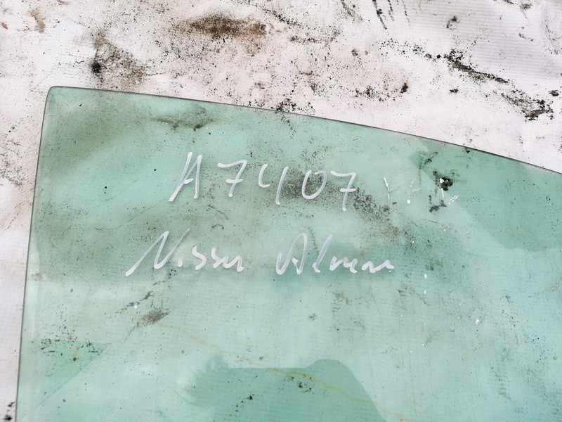 Nissan Almera Tino 2002 Vitre de Porte Avant Droite - Thumbnail 2