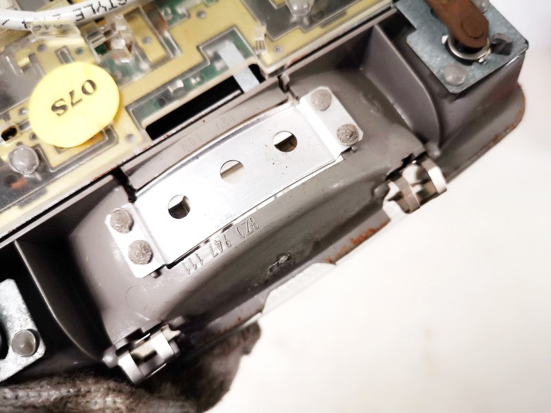 8Z0947111 Audi A2 2002 Interior Light - FRONT - Thumbnail 3