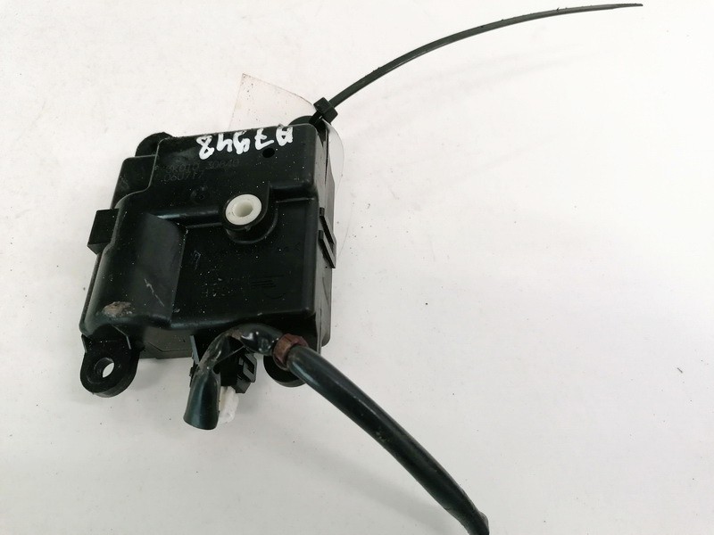 3K01030840 Nissan Murano 2006 Heater Vent Flap Control Actuator Motor - Thumbnail 3