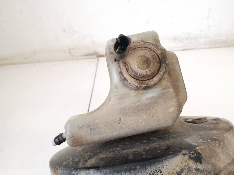 3C1611301 Volkswagen Passat 2010 Brake Master Cylinder Reservoir