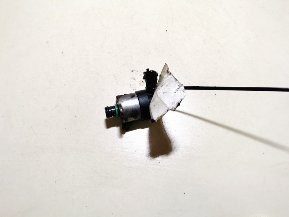 0928400607 2043559105 FUEL RAIL HIGH PRESSURE SENSOR Mazda 3 2006 1.6L