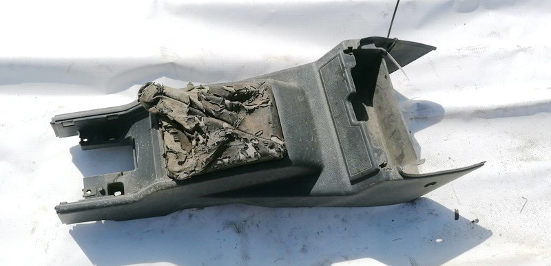 MB52260305 Mitsubishi Lancer 1991 Interior trim