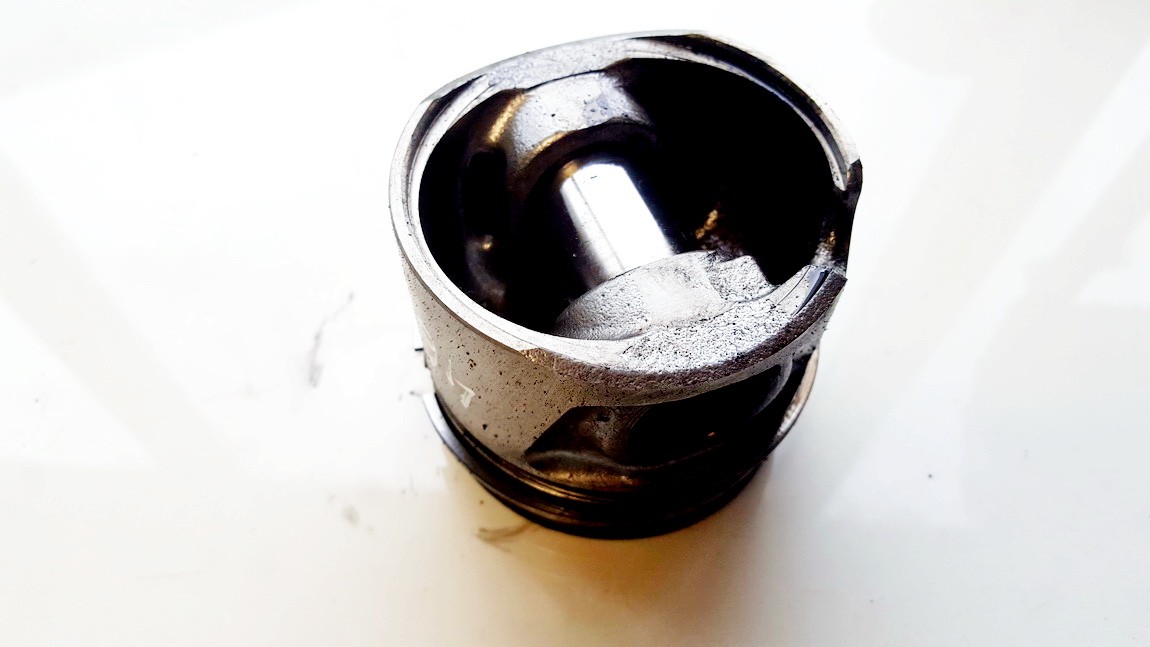 43R2 Audi A6 2007 Piston - Thumbnail 2