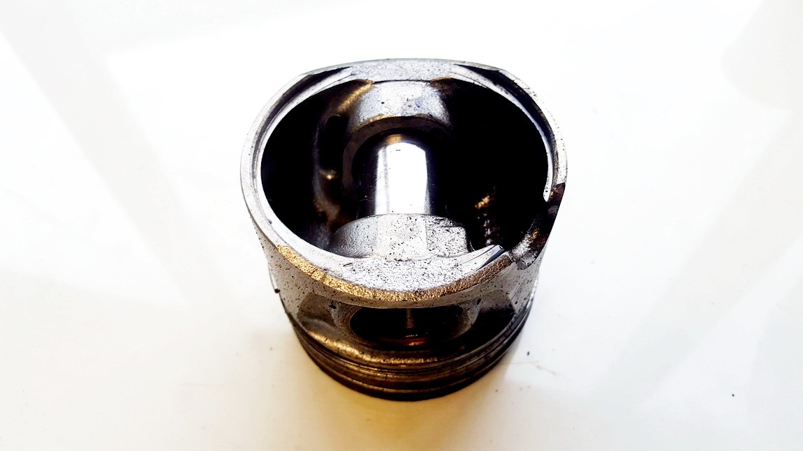 43R2 Audi A6 2007 Kolben