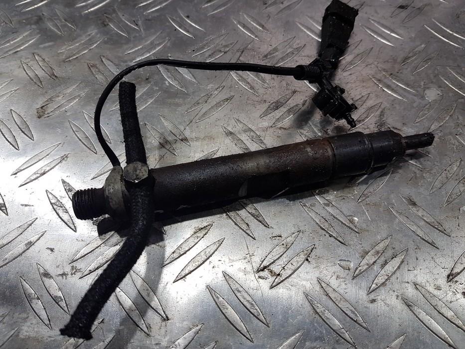 038130202B Seat Toledo 2002 Fuel Injector