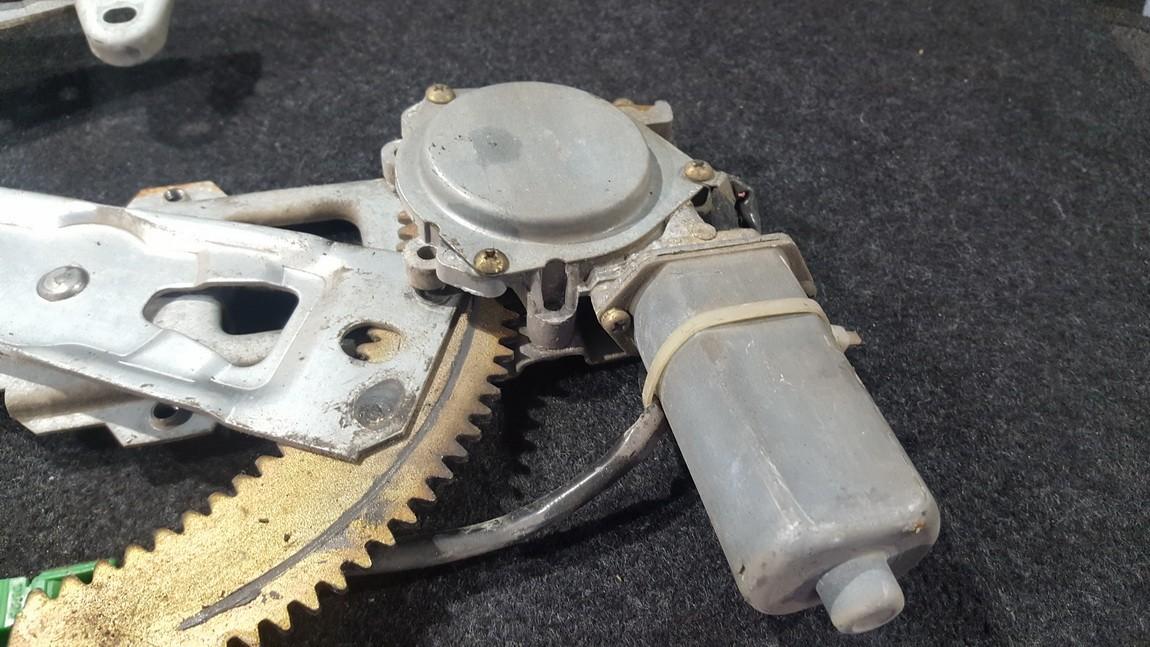 Subaru Legacy 1992 MOTOR ELEVALUNAS, Asa reguladora de la puerta - TRASERA IZQUIERD