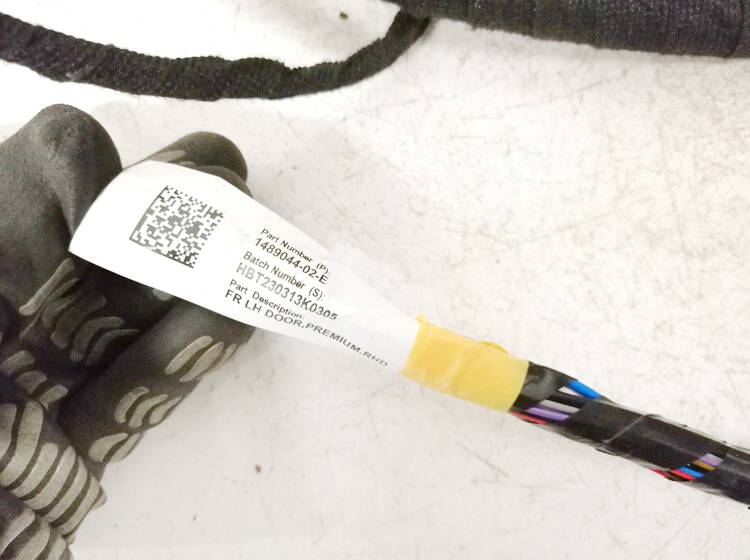 148904402E Tesla Model Y 2023 Przewody - Thumbnail 3