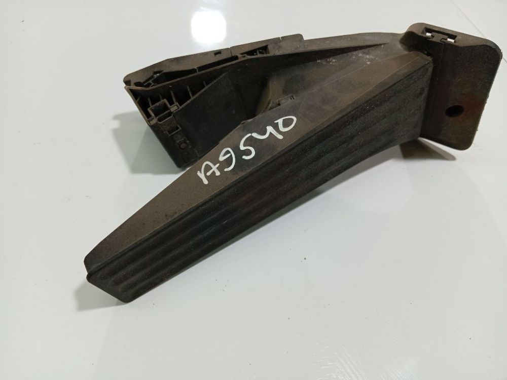 BMW X5 2006 Accelerator throttle pedal (potentiometer)