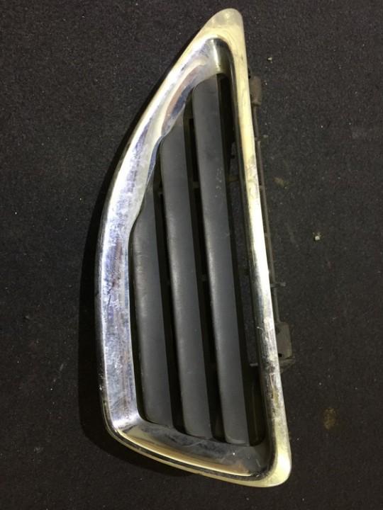 7700428964 Renault Megane 1999 Rejilla delantera