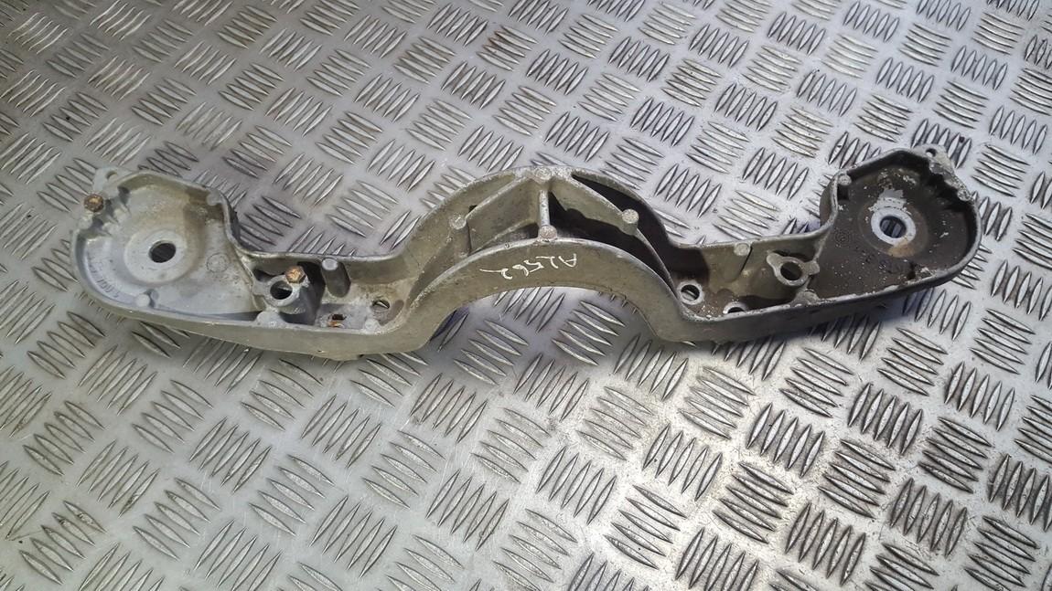 1094421 BMW 3-Series 2001 Variklio kronsteinas ir Greiciu dezes kronsteinas