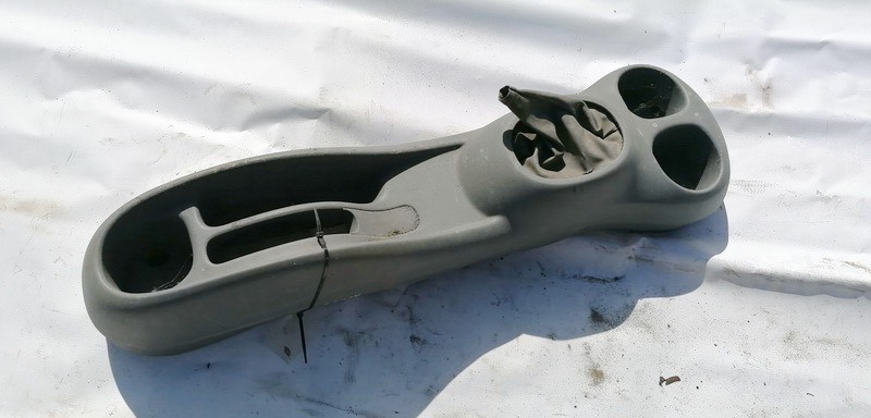 589170D010 Toyota Yaris 2002 Wykończenie wnętrza (plastikowe elementy)