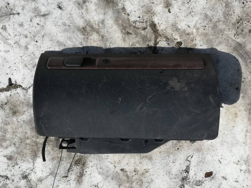 Citroen Xantia 2001 Schowek