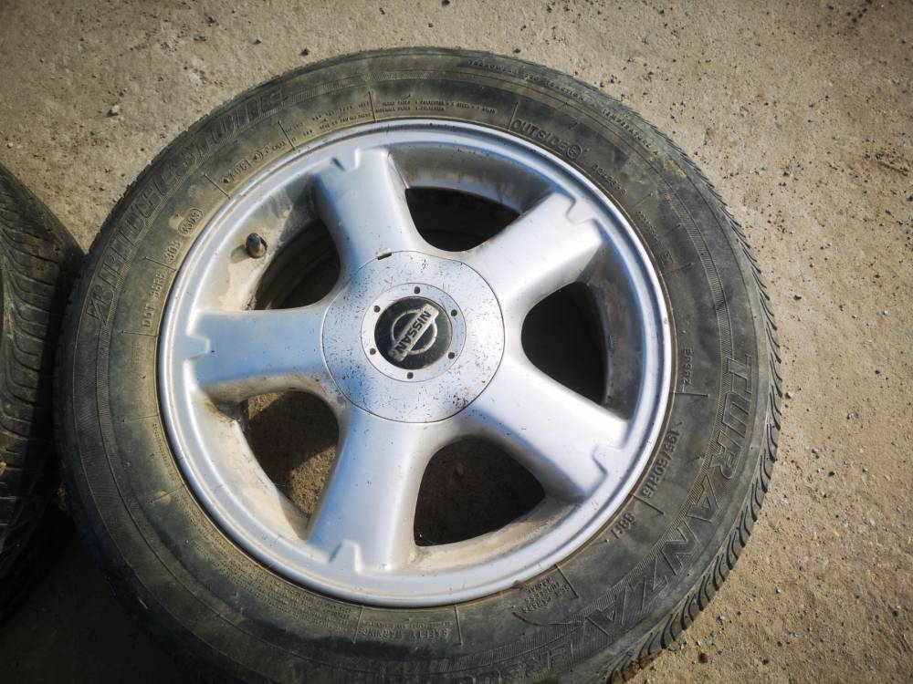 4X114.3 Nissan Almera 2002 Räder-Kit R15 - Thumbnail 5