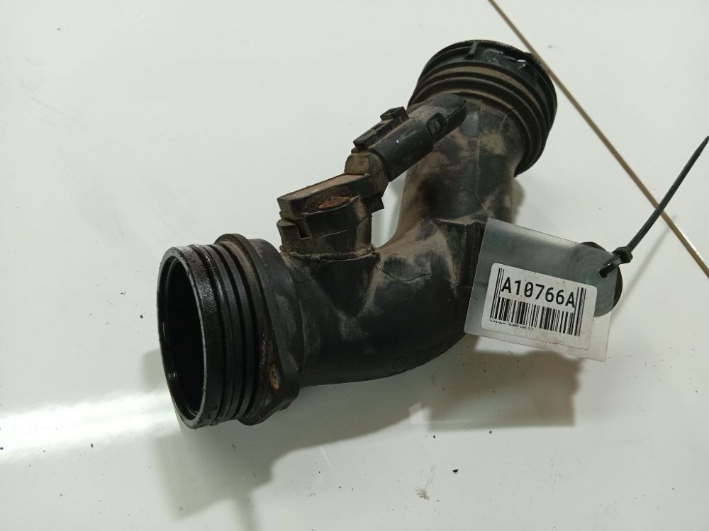 7L6145958 Volkswagen Touareg 2003 Douille Filtre à Air Aspiration