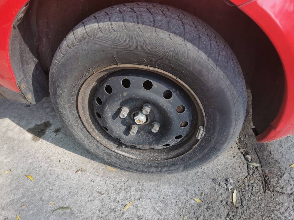 4X100 Chevrolet Kalos 2006 Komplet stalowych felg R14