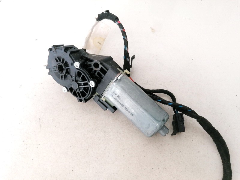 0390203225 Volkswagen Passat 2006 Seat Motor Regulator - FRONT RIGHT - Thumbnail 2