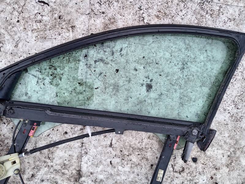 AS2 Audi A6 2007 Durvju stikls - PRIEKŠA PA LABI