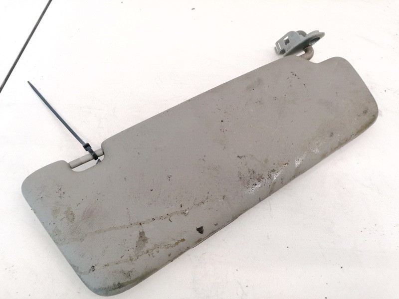 8E0857551 Audi A4 2002 Sun Visor, With Light and Mirror and Clip