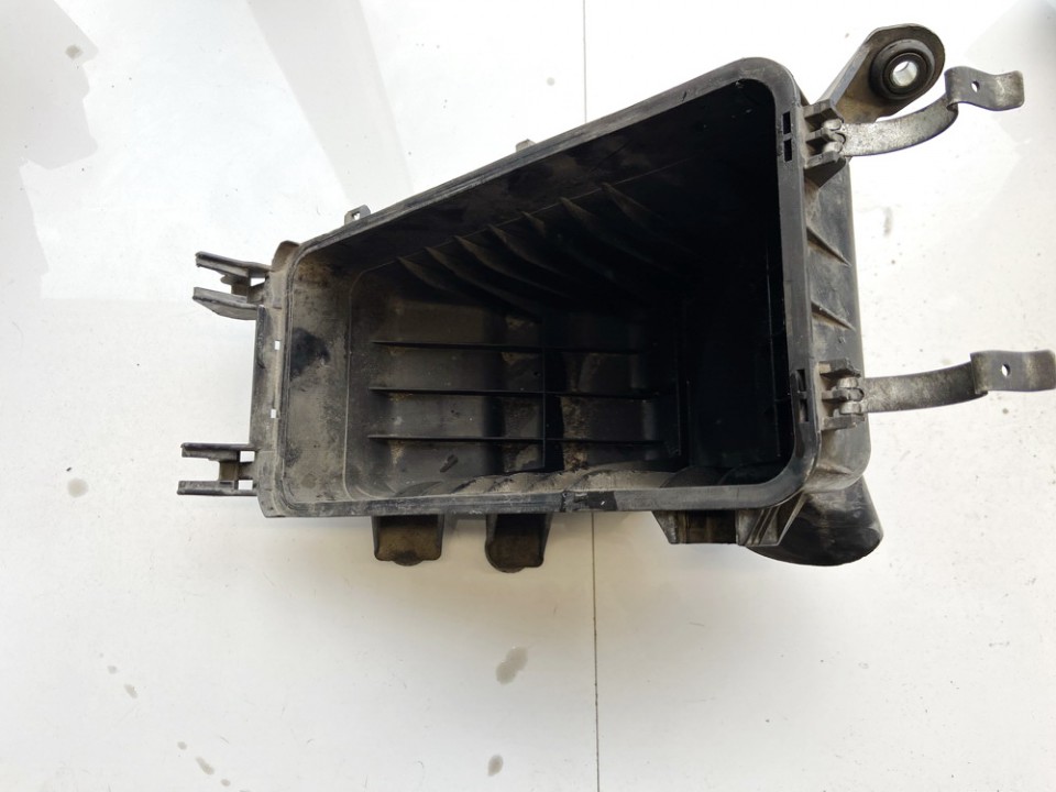 1770127180 Toyota Avensis Verso 2006 Air filter box - Thumbnail 2