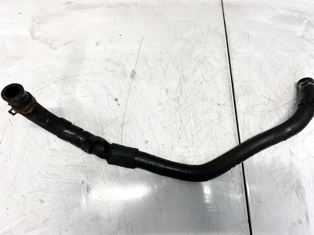 Toyota Avensis 2007 Wąż wodny