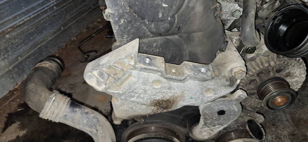 03G199207F Volkswagen Passat 2006 Ātrumkārbas kronšteins - Thumbnail 4