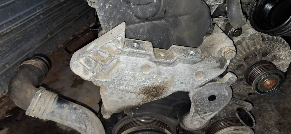 03G199207F Volkswagen Passat 2006 Engine Mount Bracket and Gearbox Mount Bracket