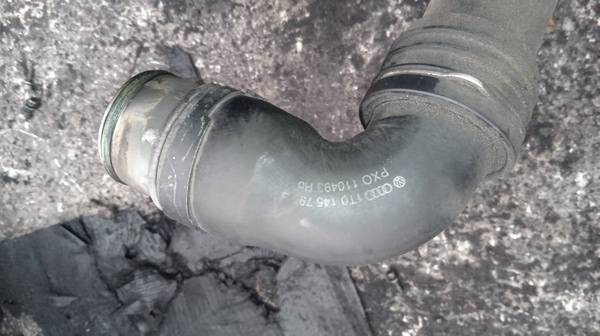 1T0145790B Volkswagen Touran 2004 TURBO INTERCOOLER PIPE HOSE