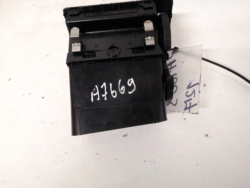 3M51R018B08AFW Ford C-MAX 2005 Wloty powietrza do kabiny - Thumbnail 2