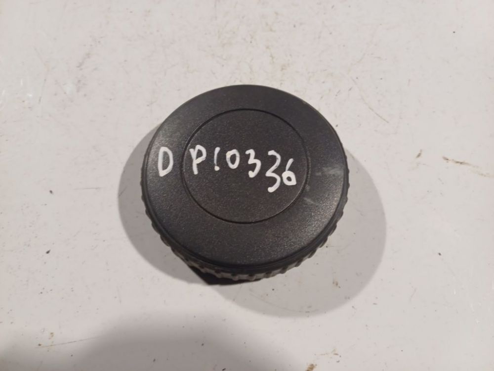 1J0881671H Volkswagen Golf Plus 2005 Istuimen säätönuppi