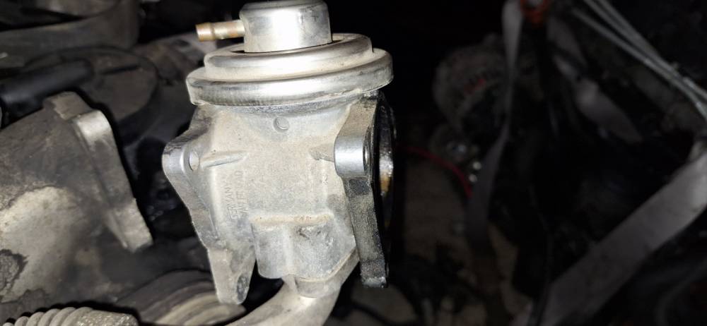 038129637D Volkswagen Passat 2006 EGR Valve Exhaust Gas - Thumbnail 2