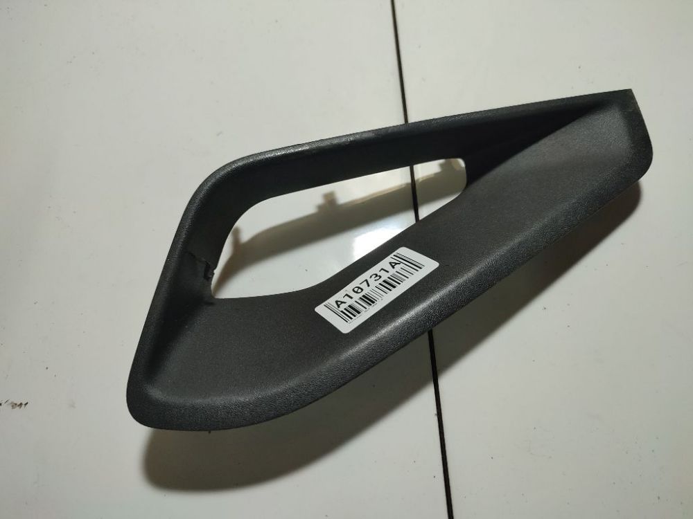 1K0864375B Volkswagen Golf 2006 Wykończenie wnętrza (plastikowe elementy)