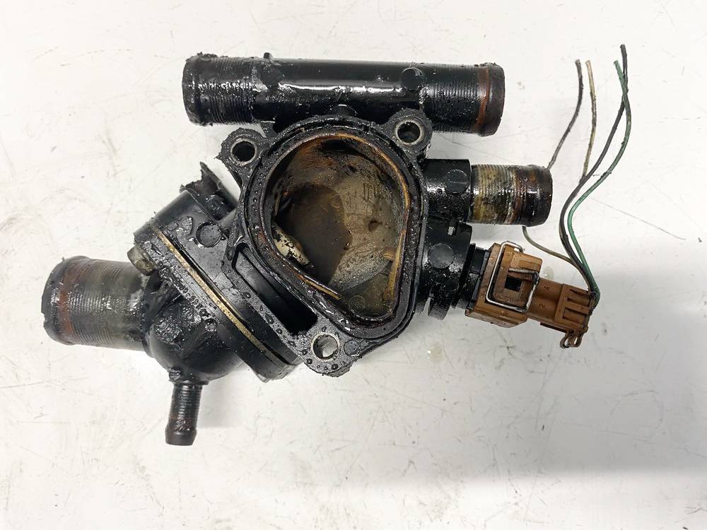 7700866730 Renault Megane 2004 fluide de refroidissement du moteur Thermostat