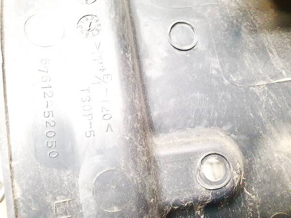 6761252050 Toyota Yaris 1999 Door Panel - FRONT LEFT - Thumbnail 3