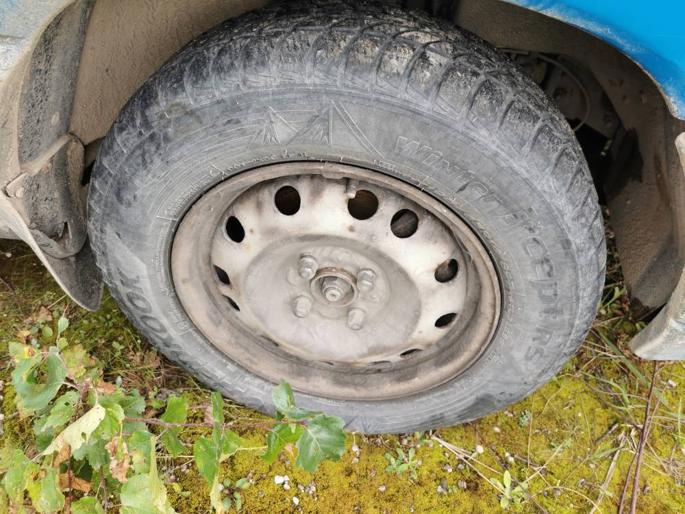 4X100 Renault Espace 1993 Juego de ruedas de hojalata R14